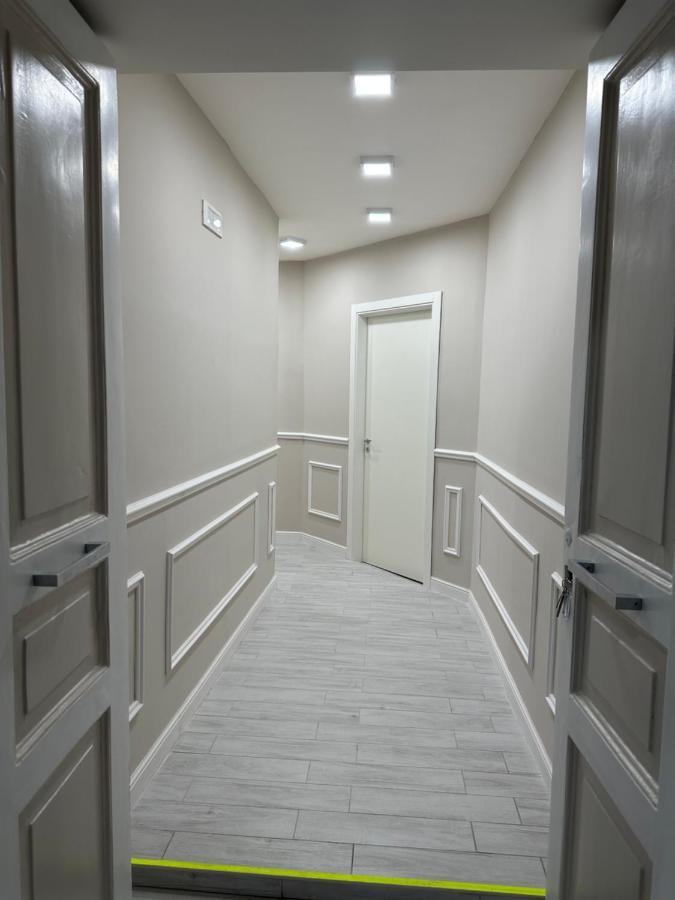 Residenza Esposito Economy Rooms Napoli Exterior foto