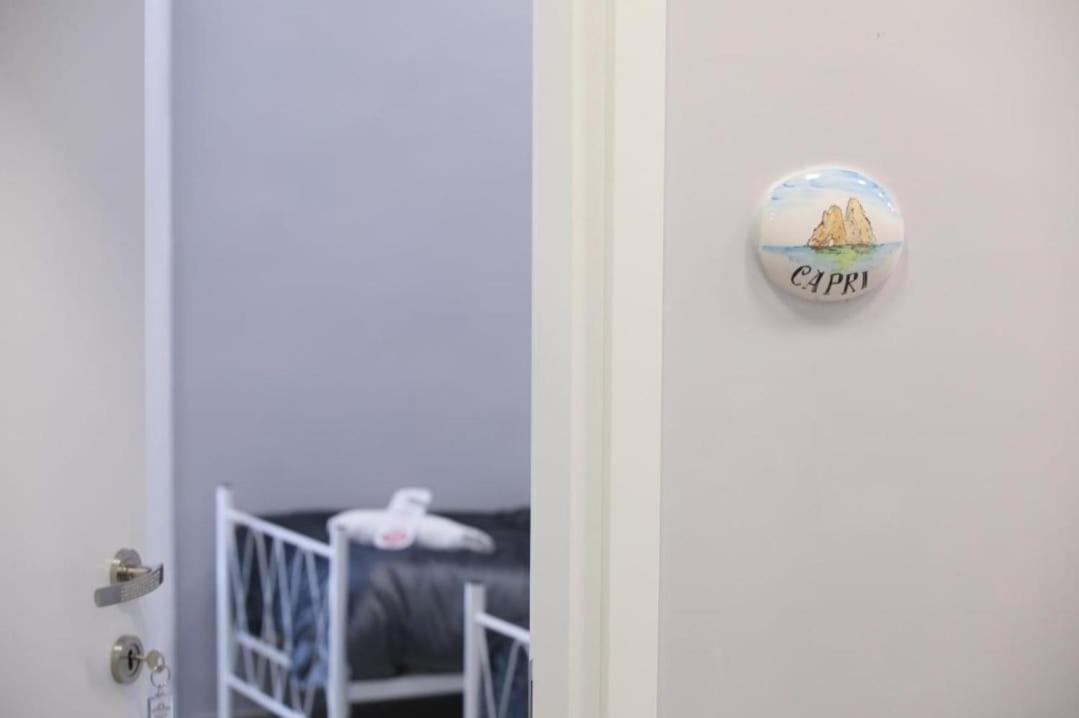 Residenza Esposito Economy Rooms Napoli Exterior foto