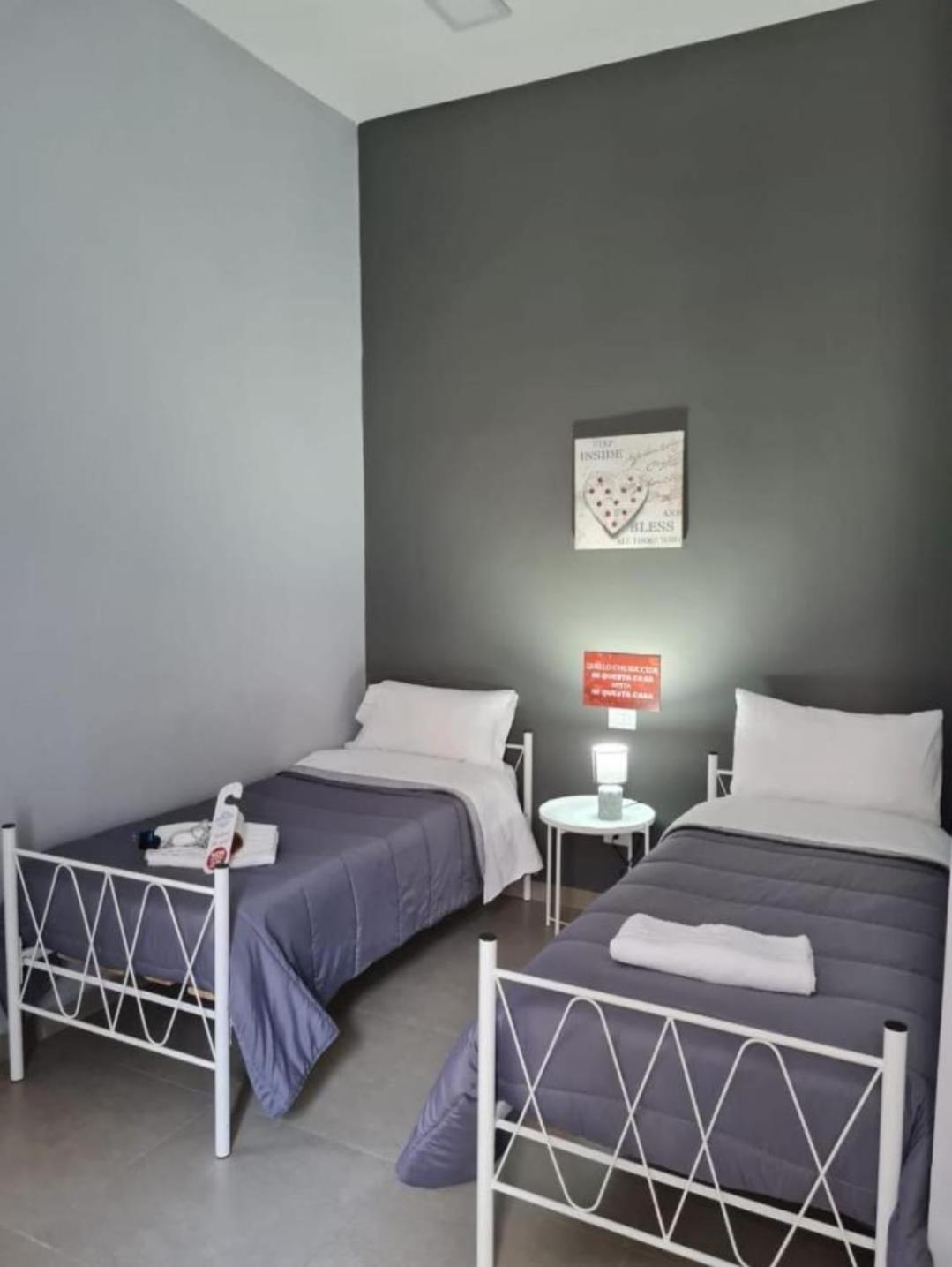 Residenza Esposito Economy Rooms Napoli Exterior foto